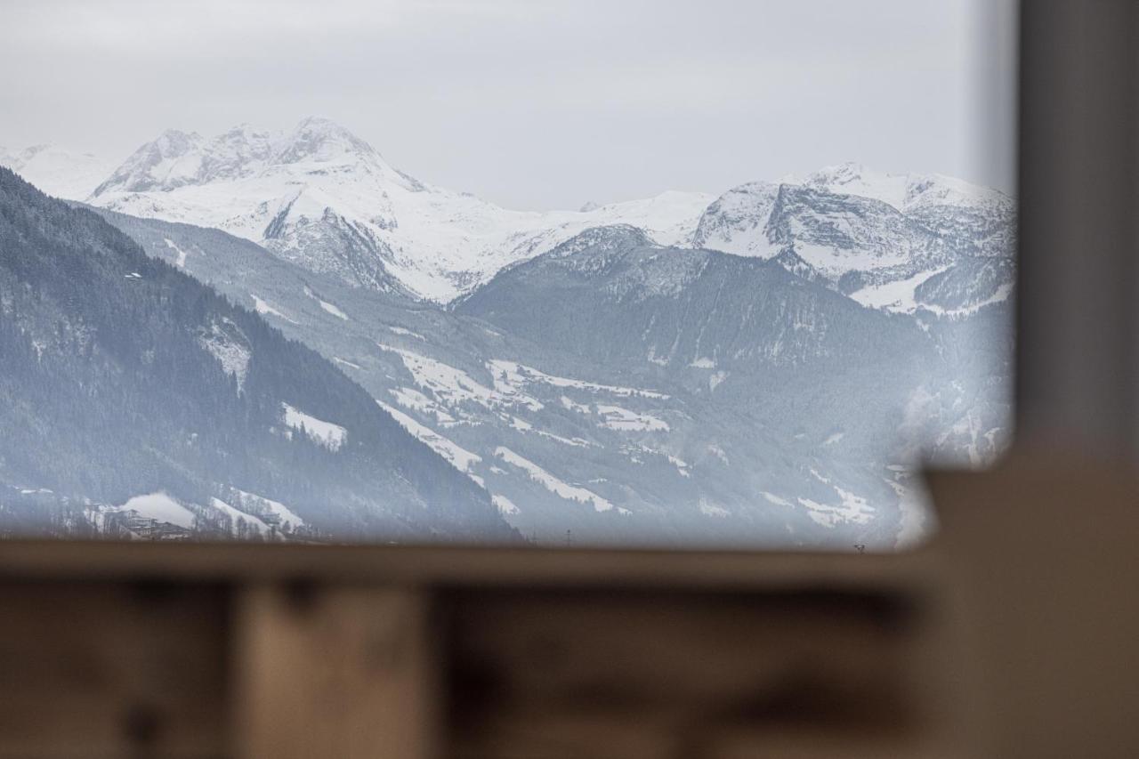 Maxstudio Premium Apartment Zillertal Mit Bergblick Schlitters Exterior foto
